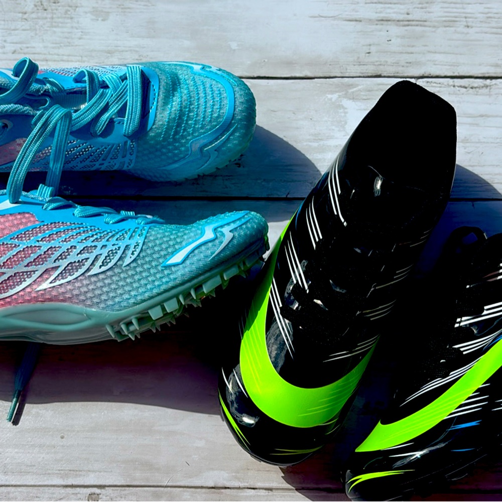 NWT Girls track spikes SZ 2